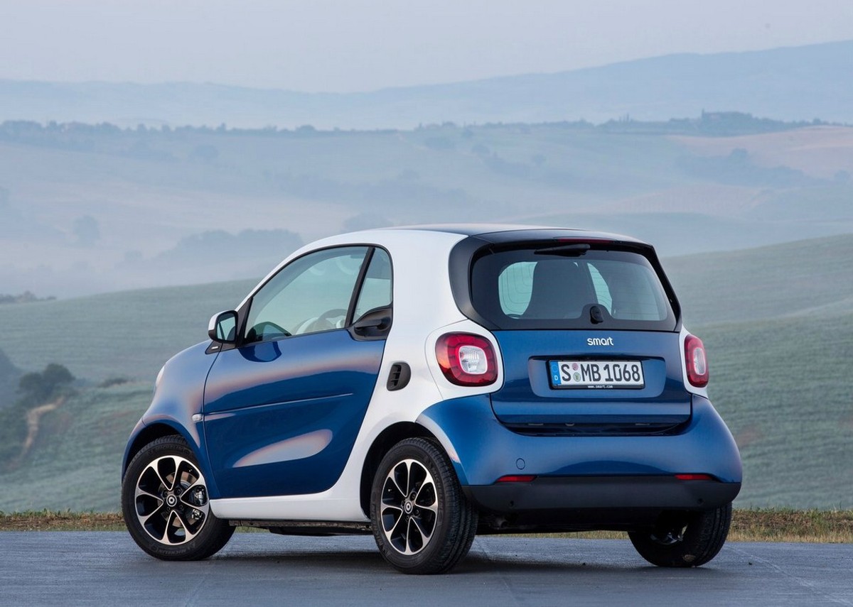 Мерседес fortwo smart